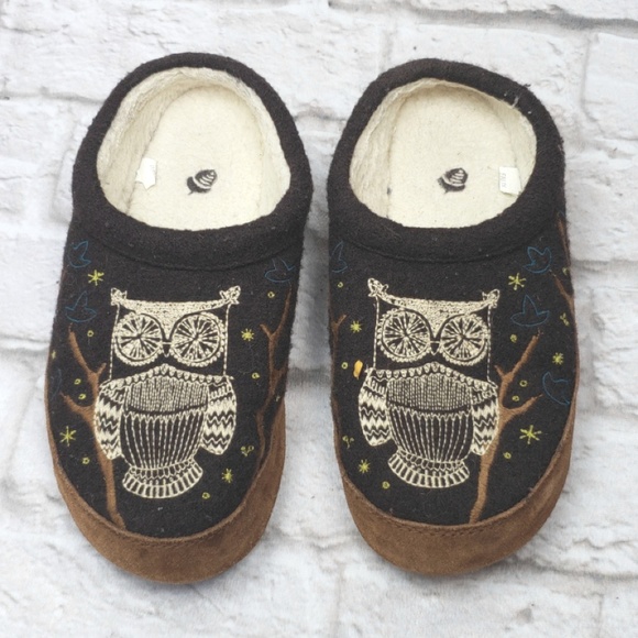 acorn owl slippers